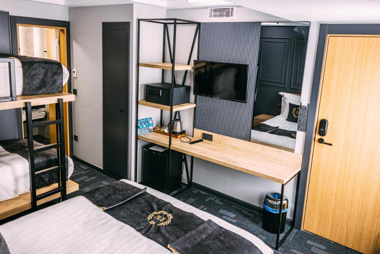 Quadruple Room,1247325850:JPEG